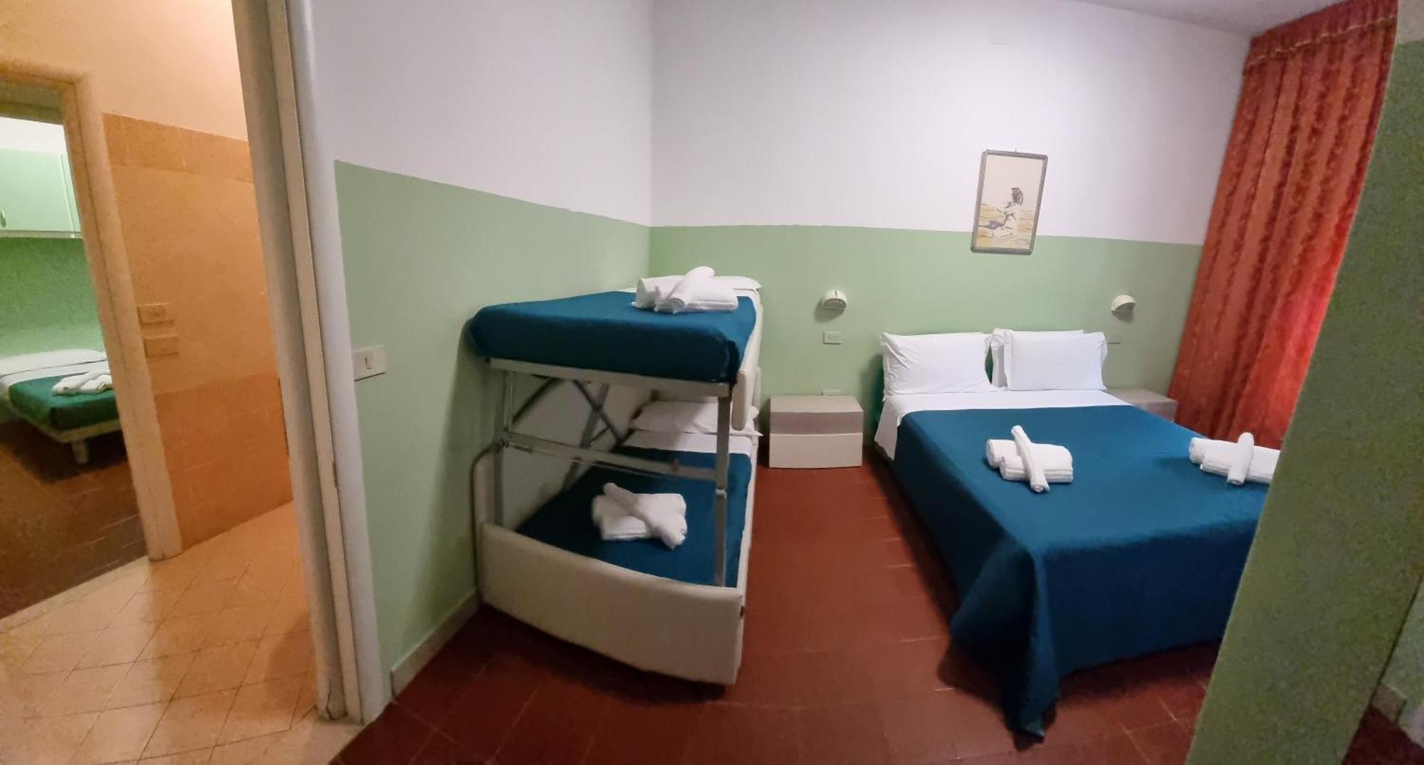 Hotel K2 Cervia 3 Stelle Sup Exterior photo
