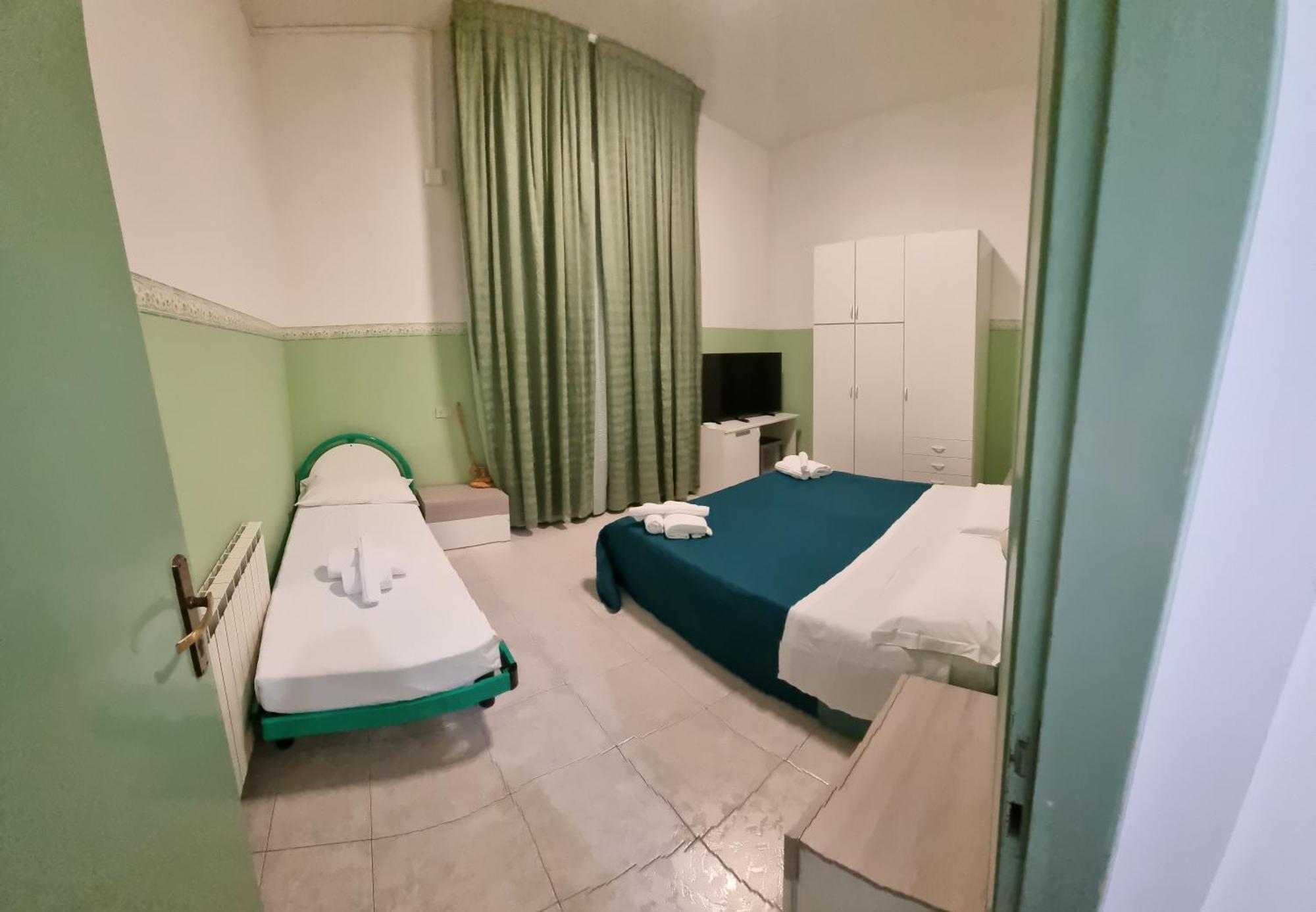Hotel K2 Cervia 3 Stelle Sup Exterior photo