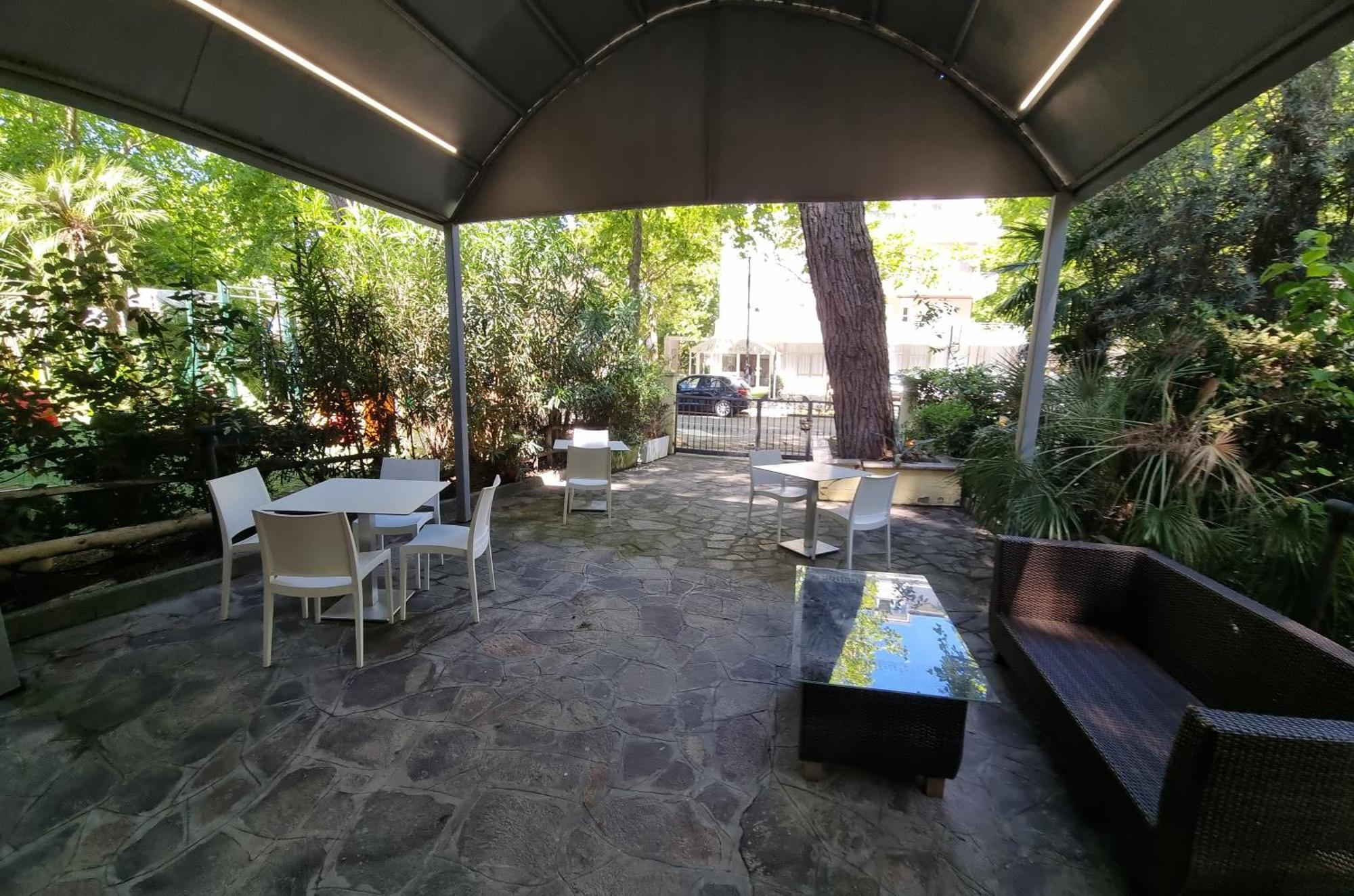 Hotel K2 Cervia 3 Stelle Sup Exterior photo
